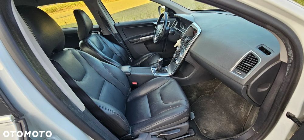 Volvo XC 60 - 16