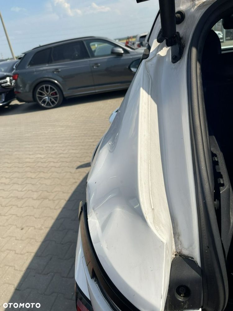 Hyundai Kona - 8