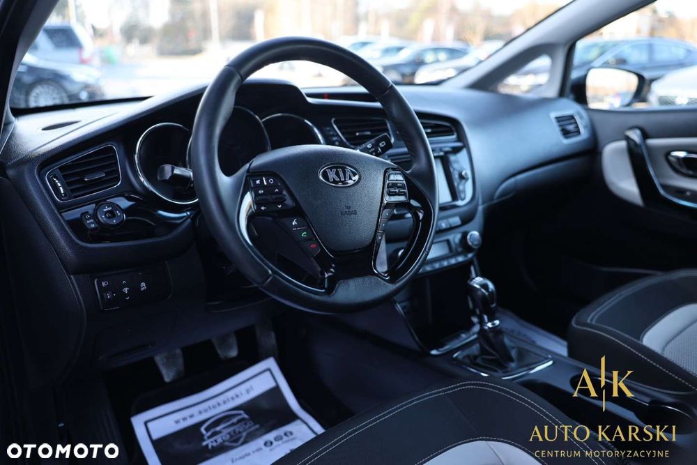 Kia Ceed - 19