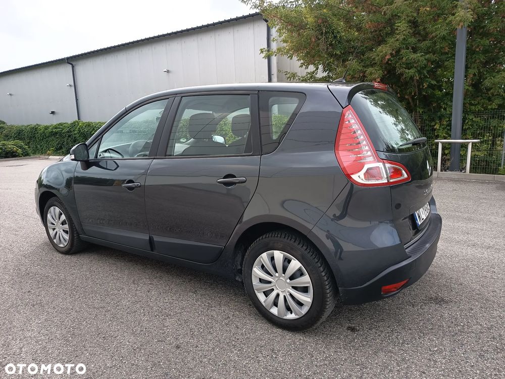 Renault Scenic 1.6 16V 110 TomTom Edition - 5