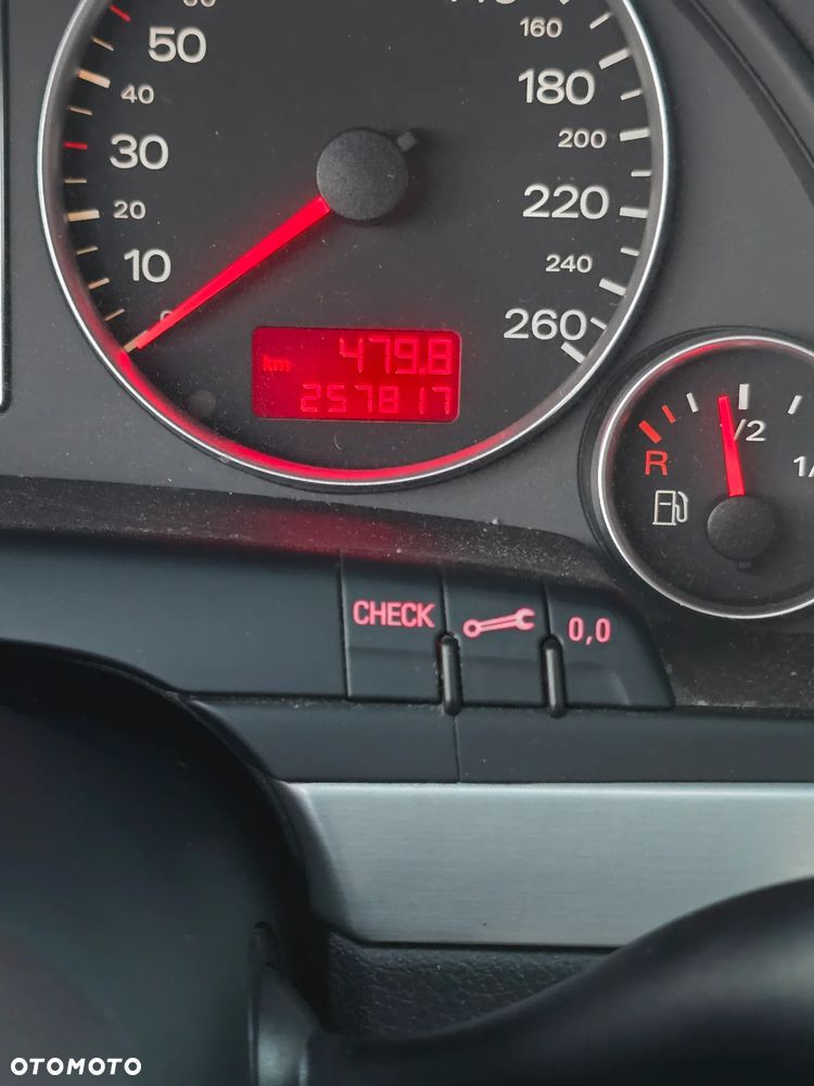 Audi A4 Avant 2.0 TDI DPF - 26