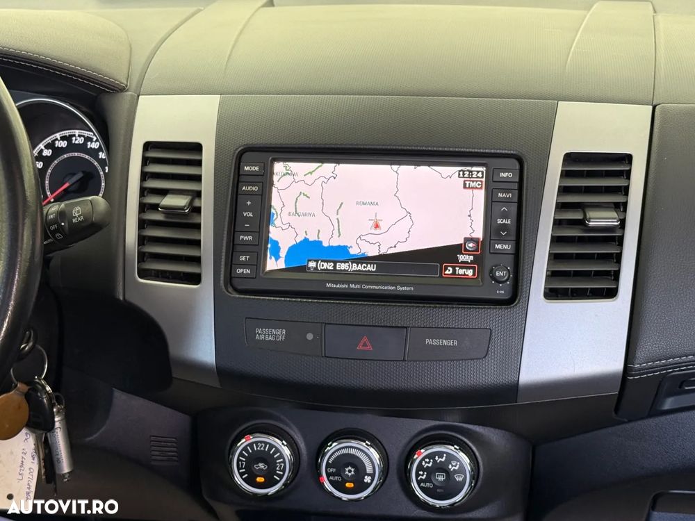 Mitsubishi Outlander 2.2 DI-D 4WD TC-SST Instyle - 15