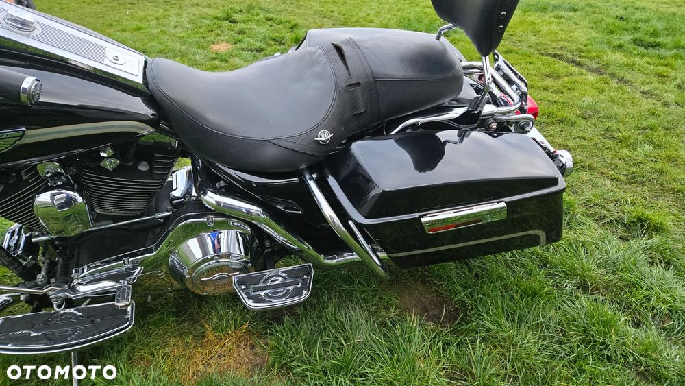 Harley-Davidson Touring Road King - 10