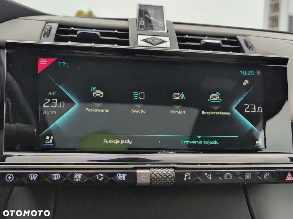 DS Automobiles DS 7 Crossback - 27