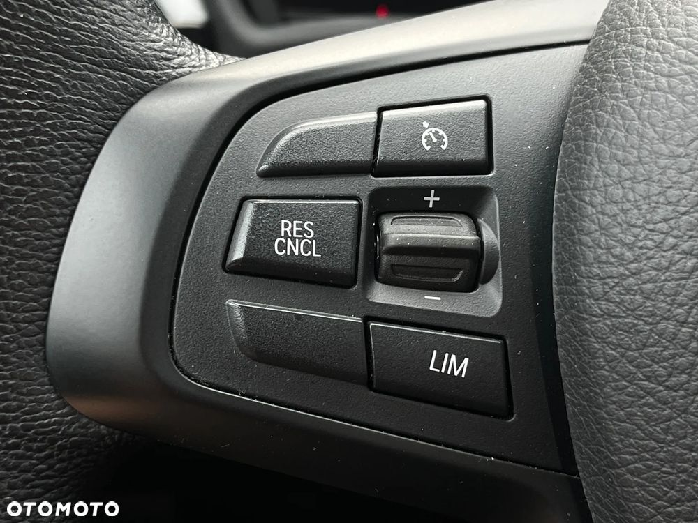 BMW X1 xDrive25e Advantage - 24