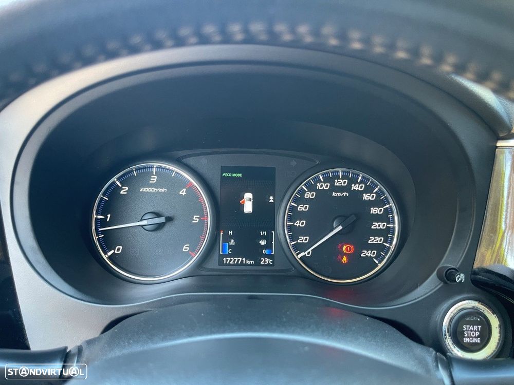 Mitsubishi Outlander 2.2 DI-D Instyle Navi - 27