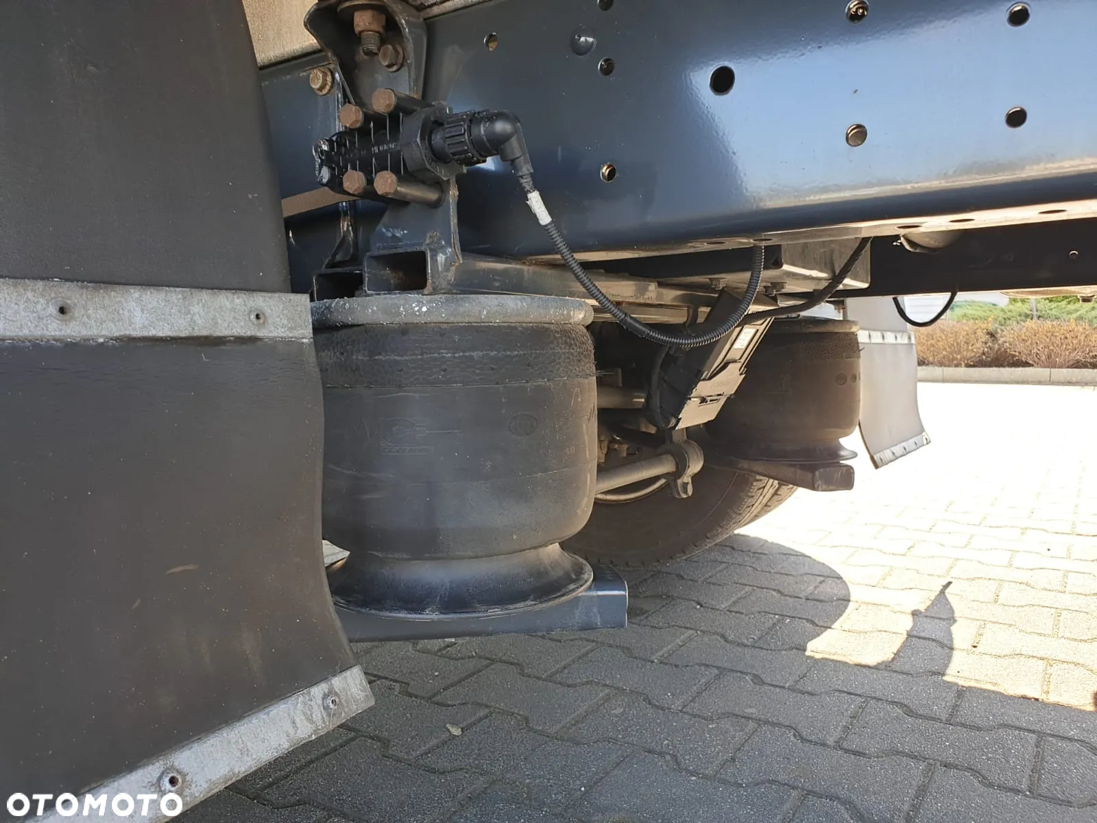 Iveco DAILY 72C18 70C18 HI-MATIC EURO 6E FIRANKA+SUWANY DACH+WINDA 1000 kg - 10