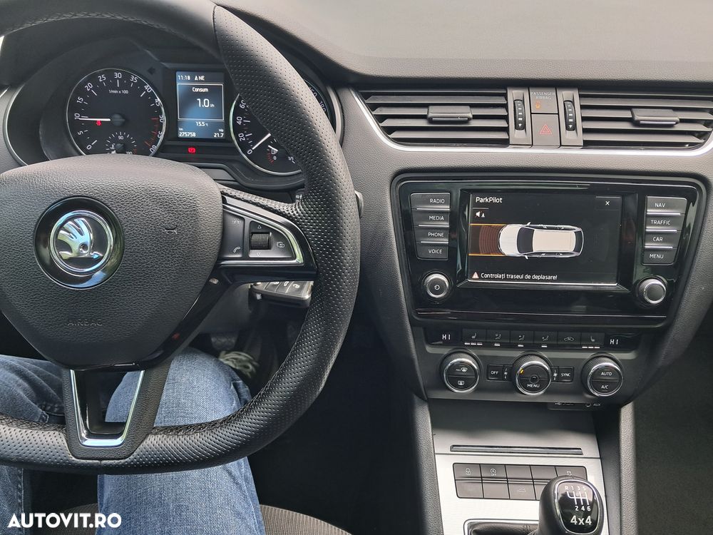 Skoda Octavia 2.0 TDI STYLE - 7
