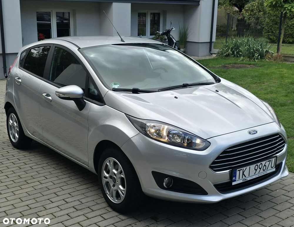 Ford Fiesta - 2