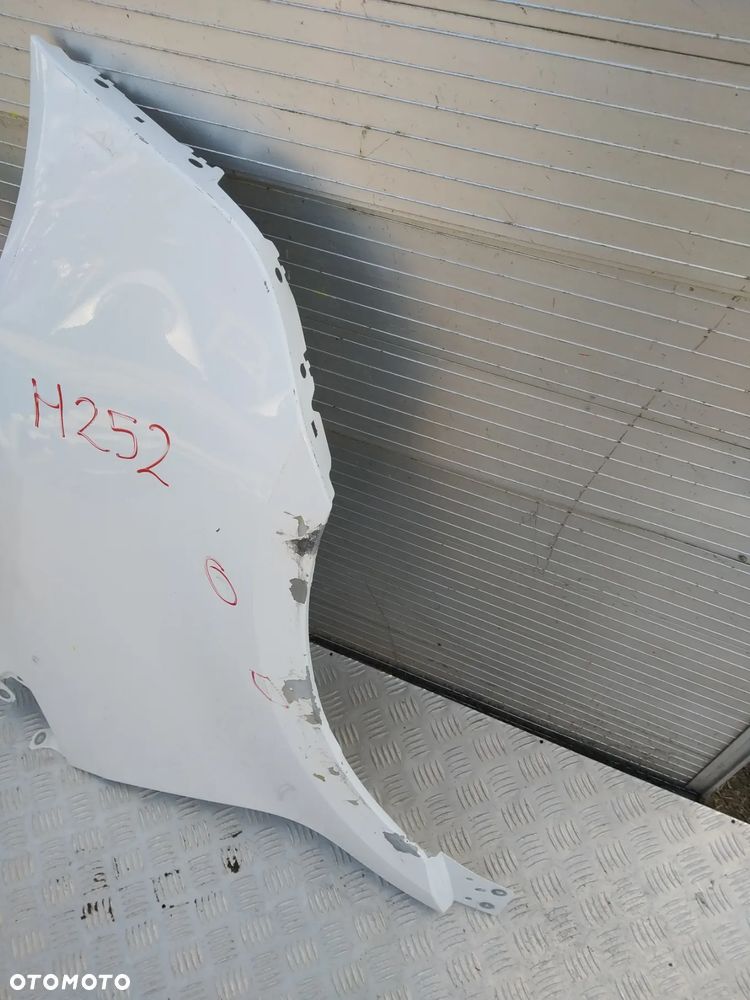 H252 PRAWY BŁOTNIK MERCEDES SPRINTER III 3 W907 W910 2018- - 3