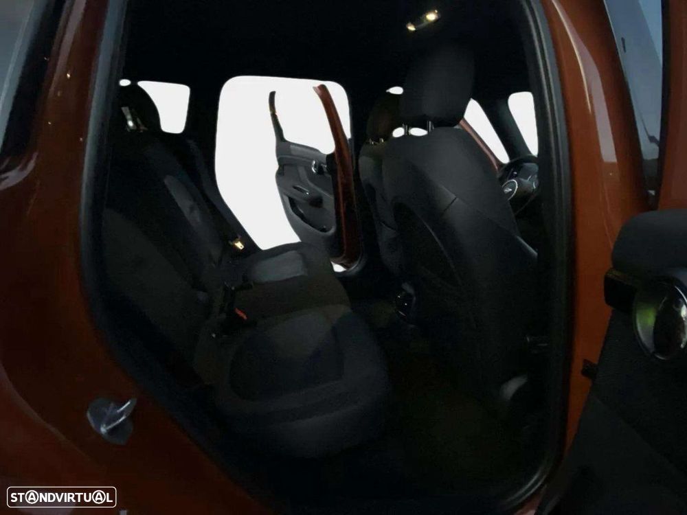 MINI Countryman Cooper D - 15