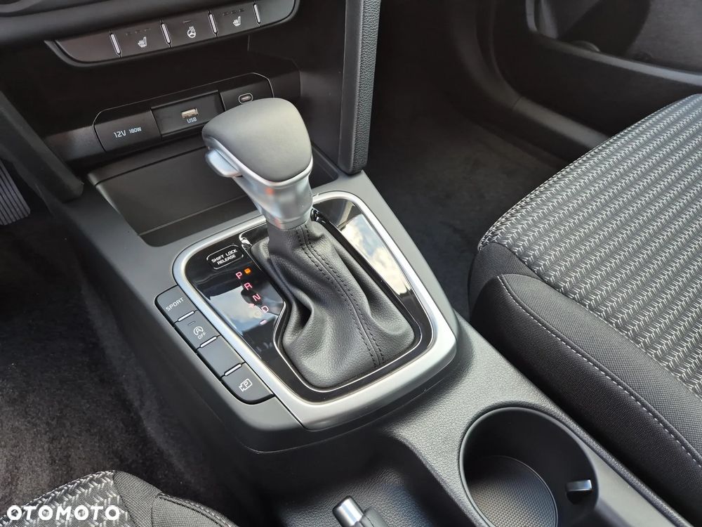 Kia XCeed 1.6 T-GDI M DCT - 15