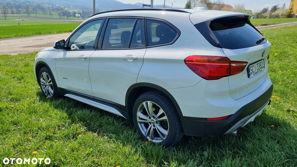 BMW X1 sDrive20i Sport Line - 11