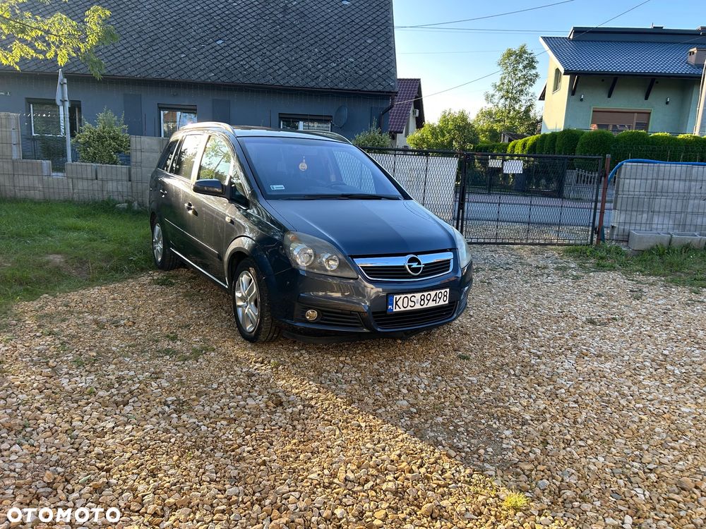Opel Zafira 1.8 Cosmo - 35