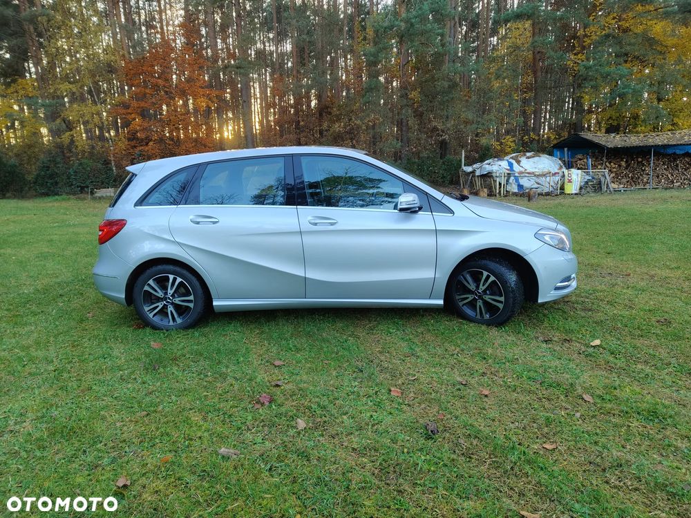Mercedes-Benz Klasa B 200 7G-DCT Style - 5