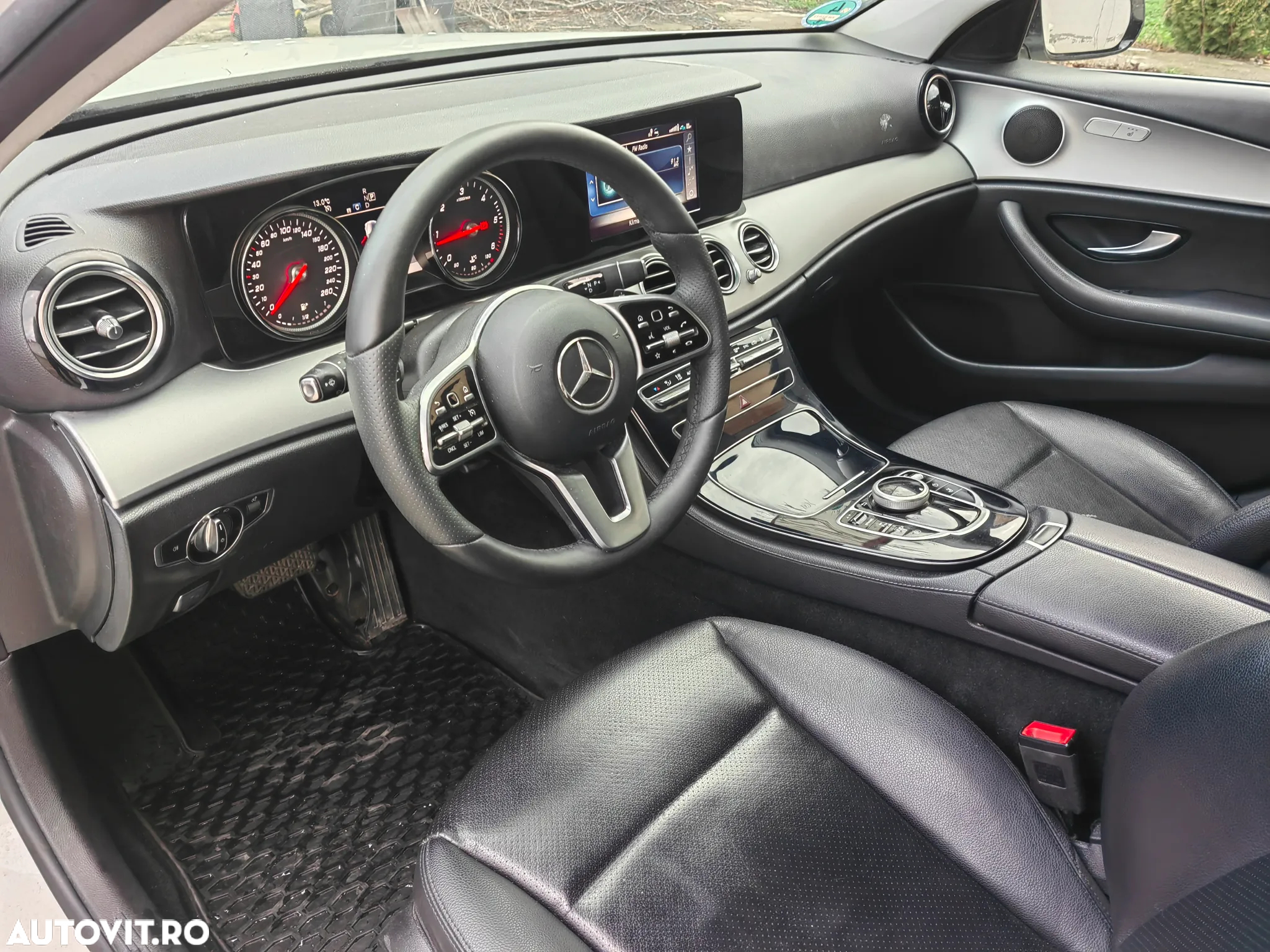 Mercedes-Benz E 220 d T-Modell Aut. - 6