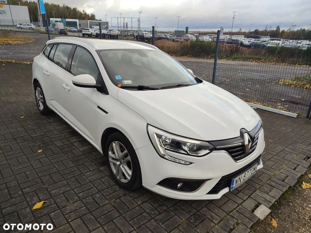 Renault Megane 1.5 Blue dCi Business - 10