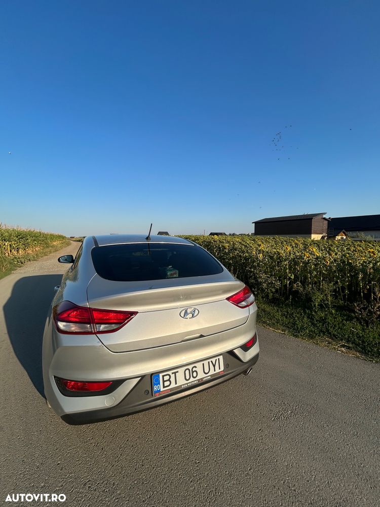 Hyundai i30 1.0 T-GDI 120CP 5DR Highway - 3