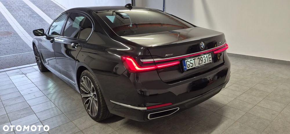BMW Seria 7 740d xDrive - 4