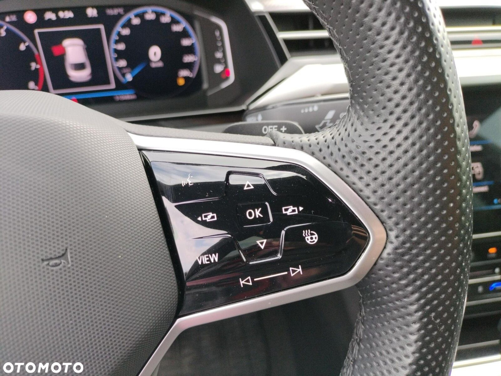 Volkswagen Arteon 2.0 TSI R-Line DSG - 27
