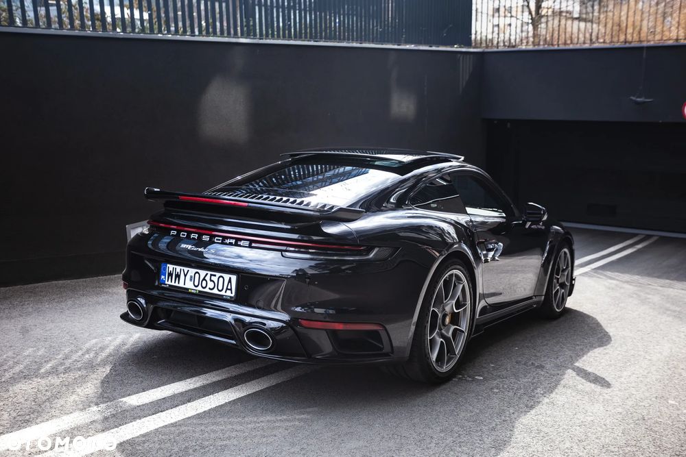 Porsche 911 Turbo S - 11