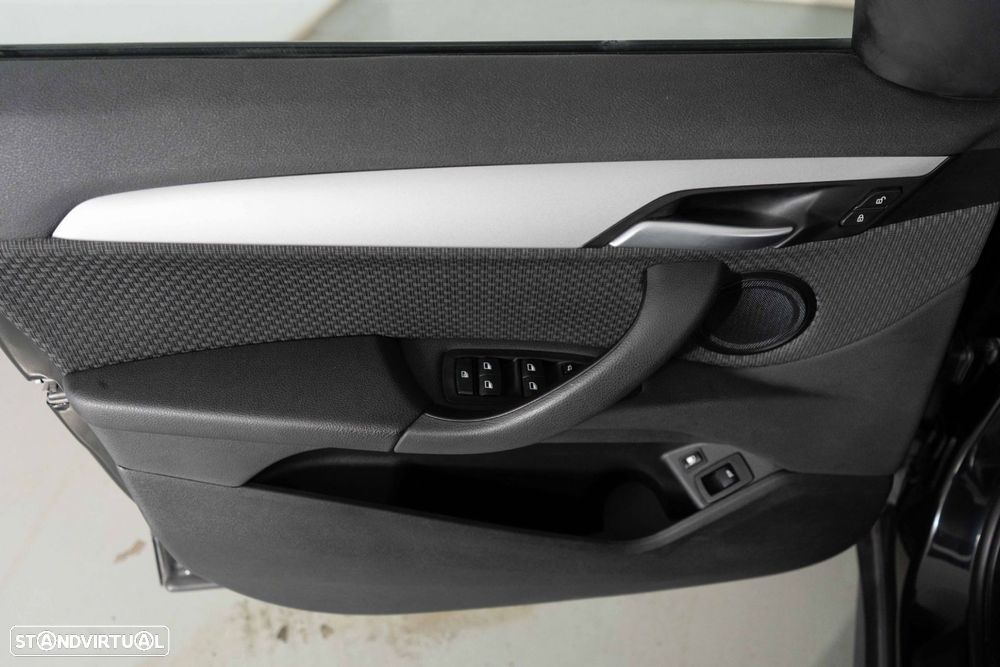 BMW X1 25 e xDrive - 20