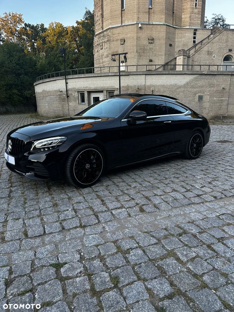 Mercedes-Benz Klasa C 300 4MATIC 9G-TRONIC - 2