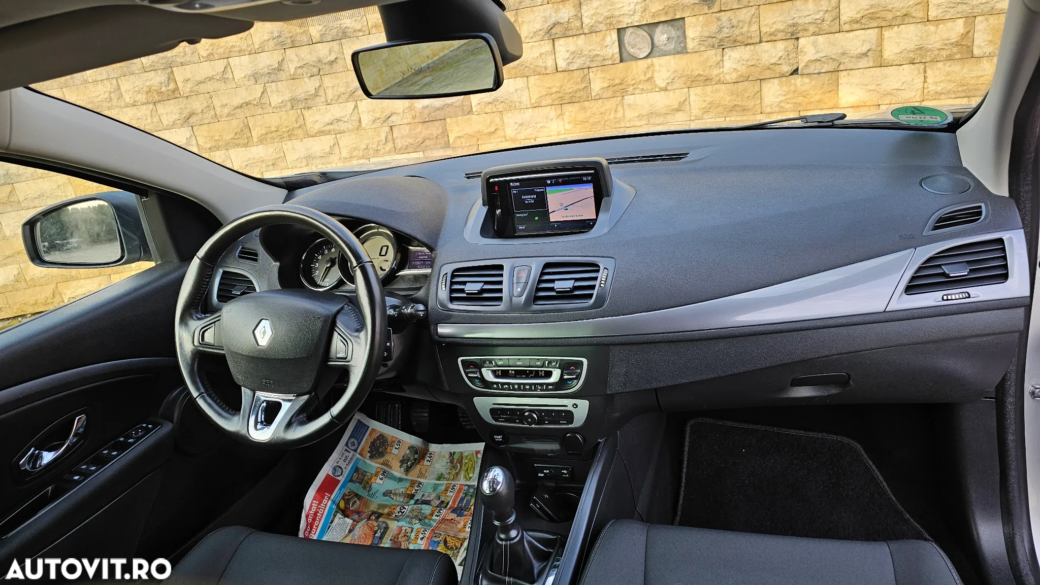 Renault Megane ENERGY TCe 130 LIMITED - 9