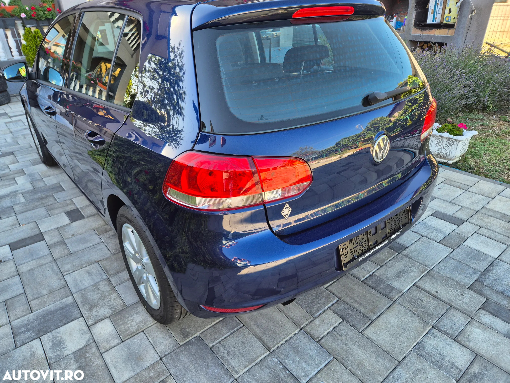 Volkswagen Golf 1.6 TDI DPF Trendline - 6