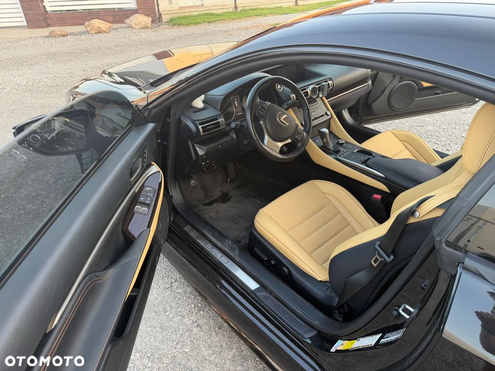 Lexus Inny - 12