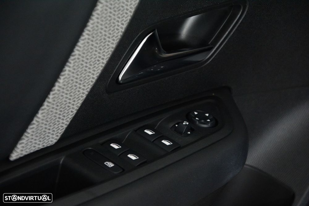 Citroën C4 X 1.5 BlueHDi Feel Pack EAT8 - 23