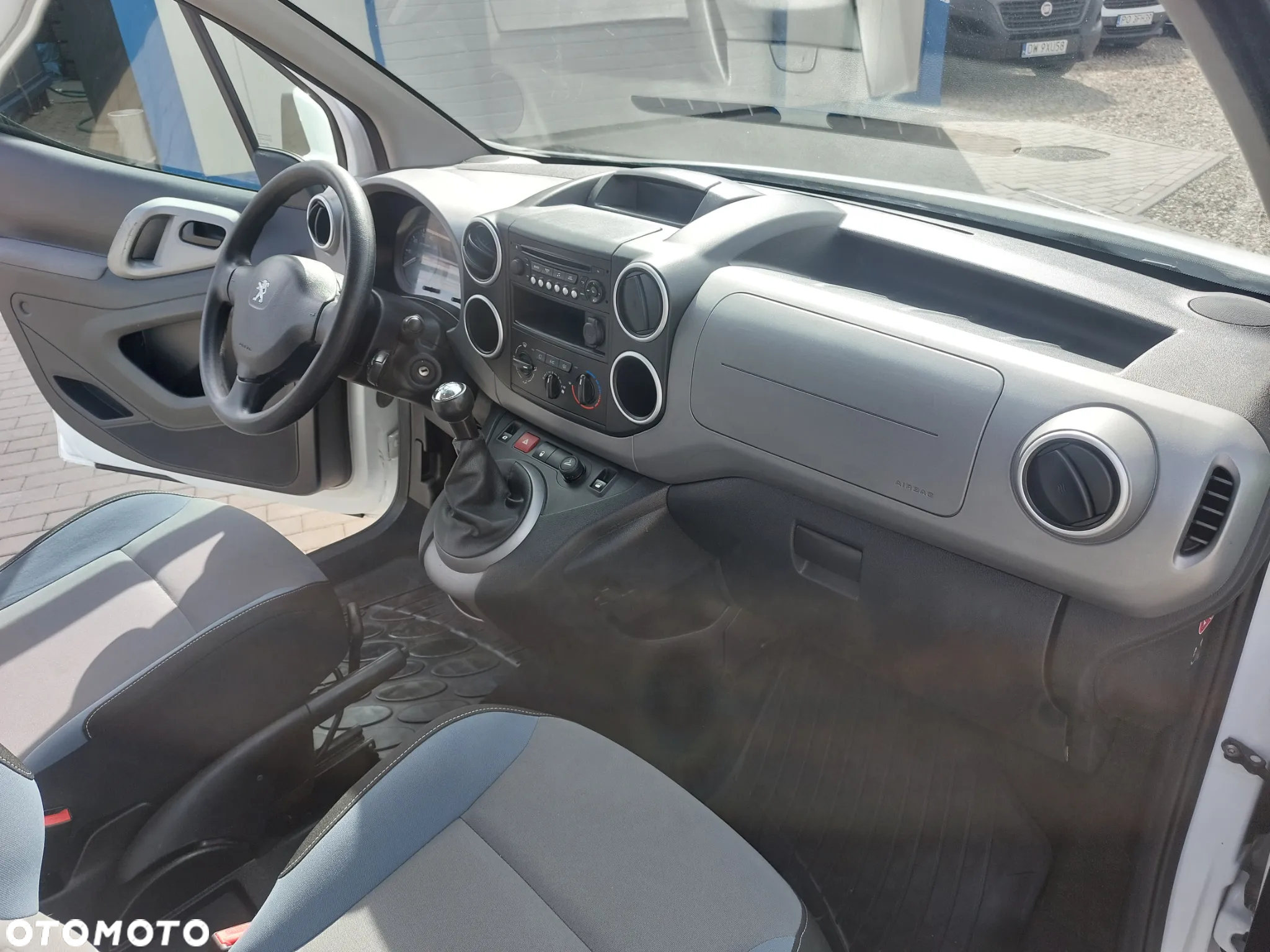 Peugeot Partner 1.6 BlueHDi Active - 24