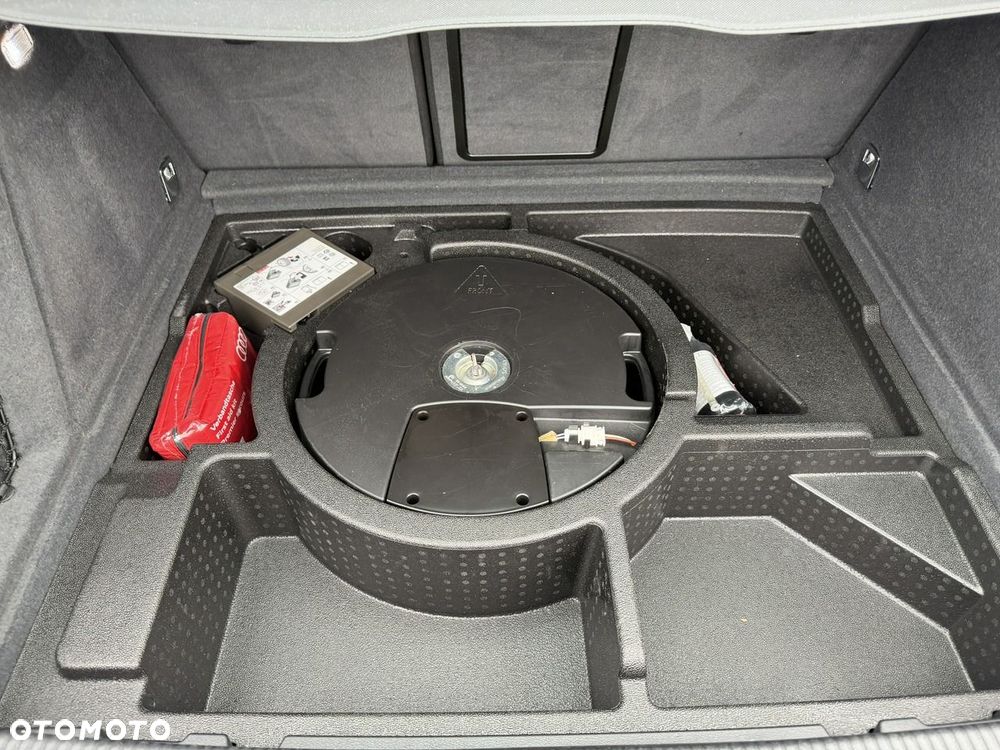 Audi Q3 2.0 TDI Quattro S tronic - 38