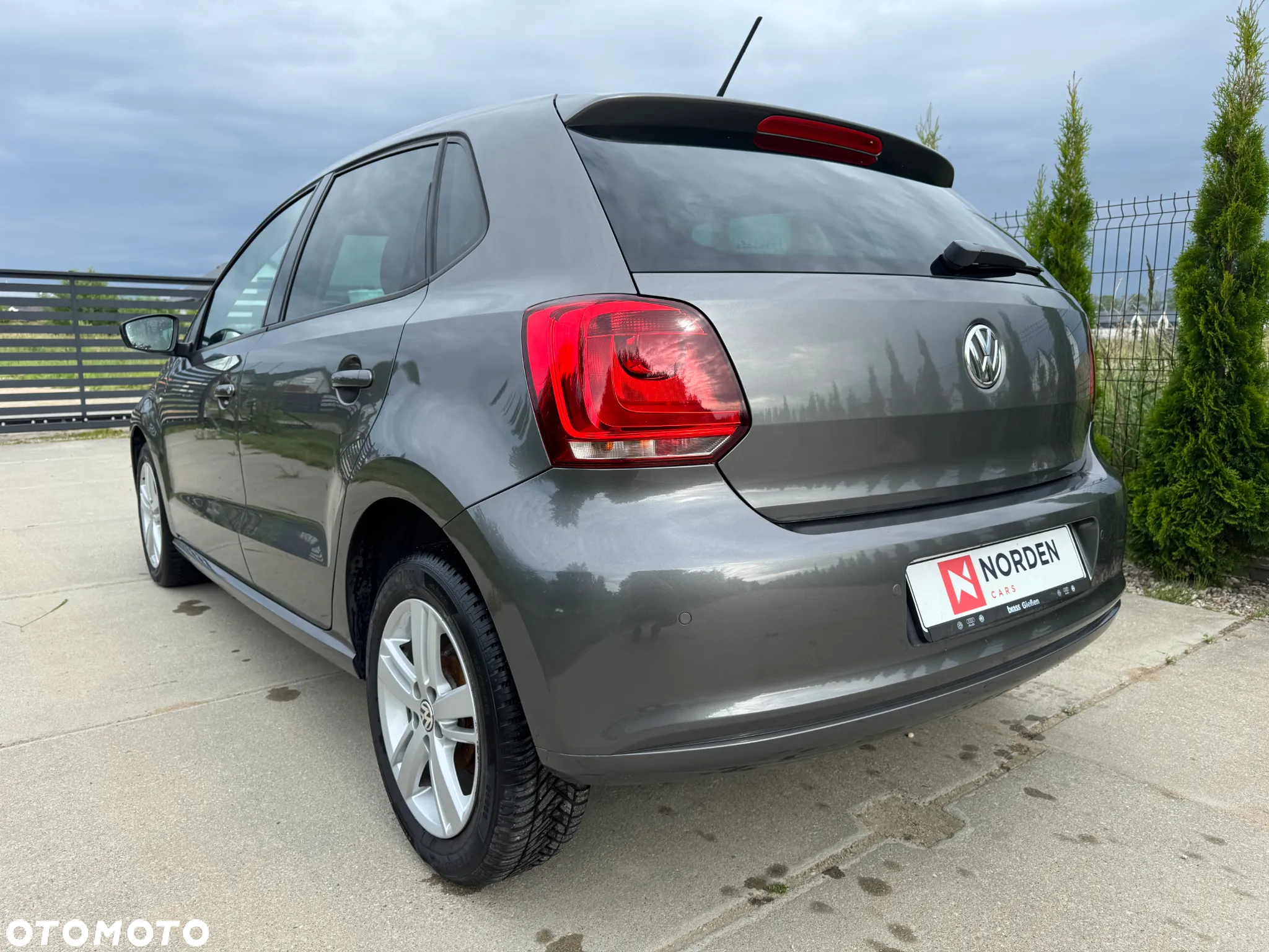 Volkswagen Polo 1.2 MATCH - 15