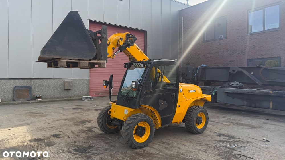 JCB 520-40 4WS - 16