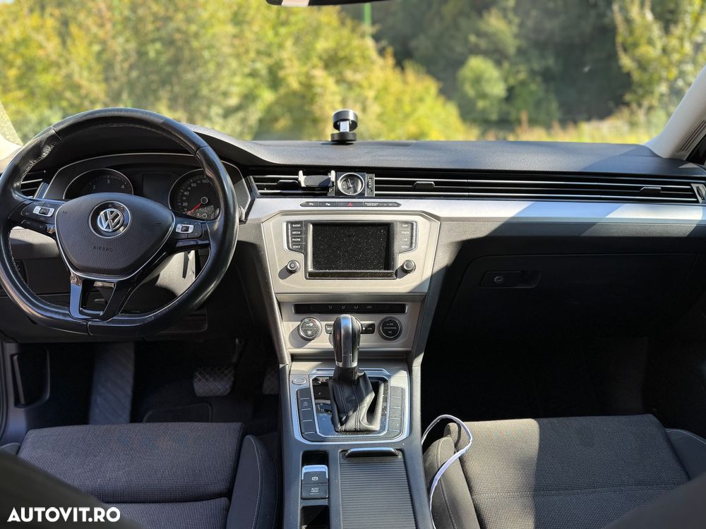 Volkswagen Passat 1.6 TDI (BlueMotion Technology) DSG Comfortline - 4