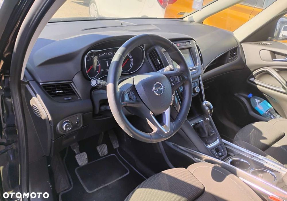 Opel Zafira - 14