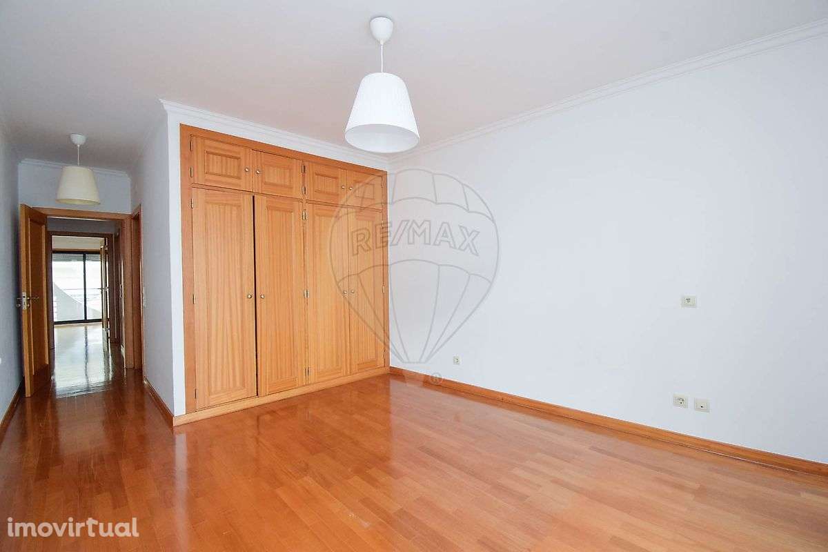 Apartamento T2 para arrendamento - Grande imagem: 3/35