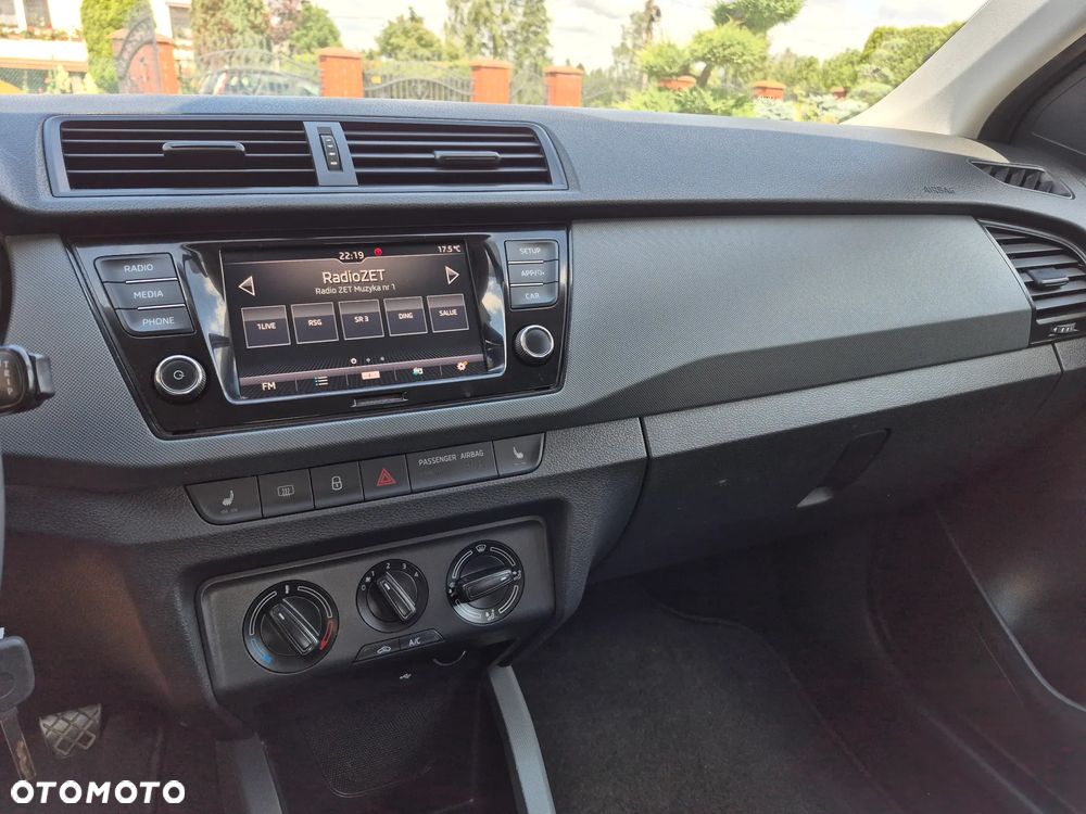 Skoda Fabia 1.0 MPI Soleil - 16