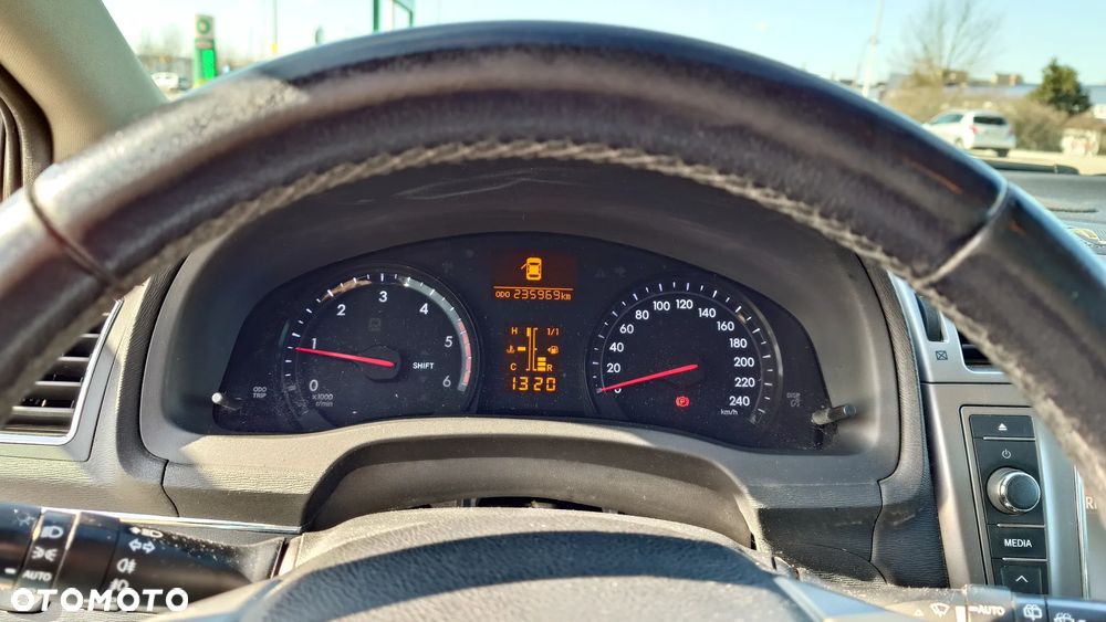 Toyota Avensis Combi 2.0 D-4D Executive - 13