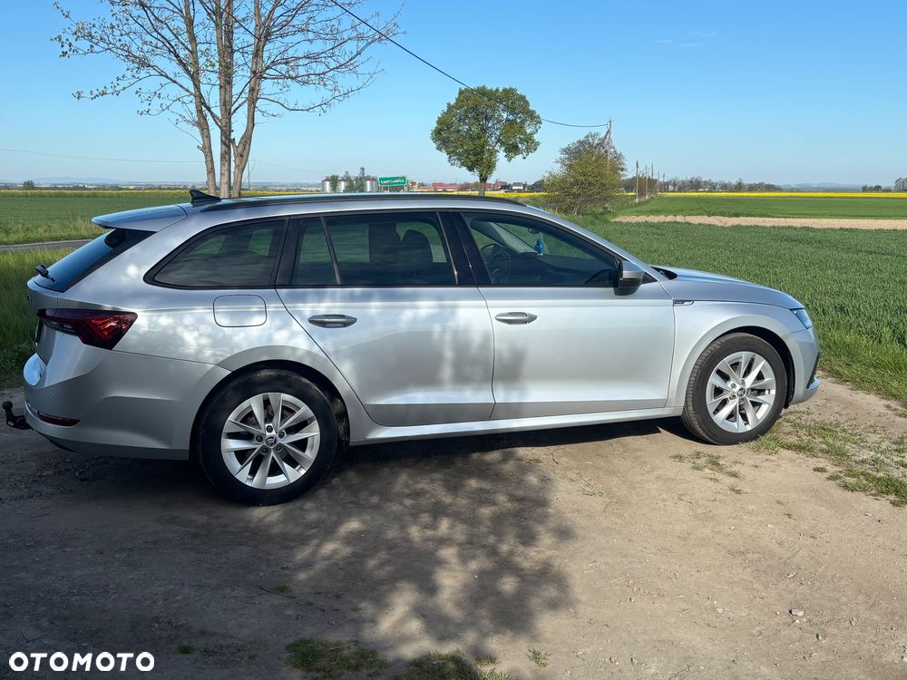 Skoda Octavia 2.0 TDI SCR Ambition DSG - 6