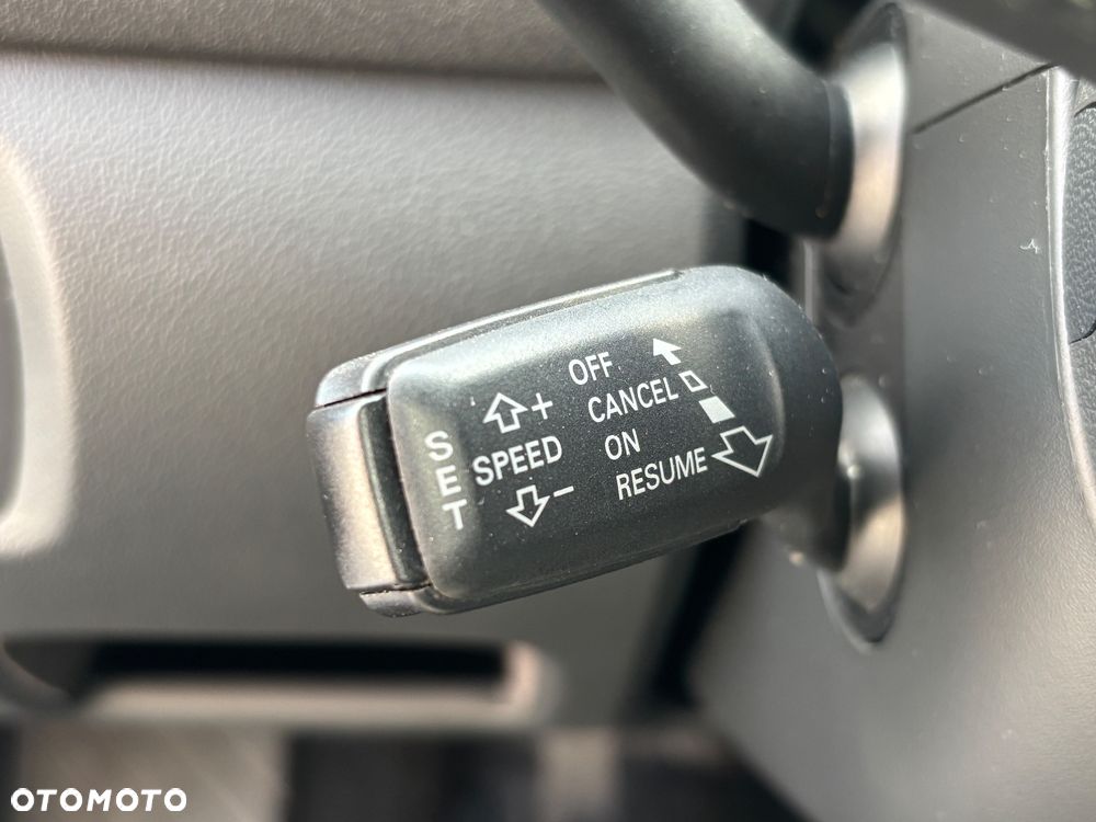 Audi A3 3-drzwiowe 1.6 TDI DPF Ambition - 22