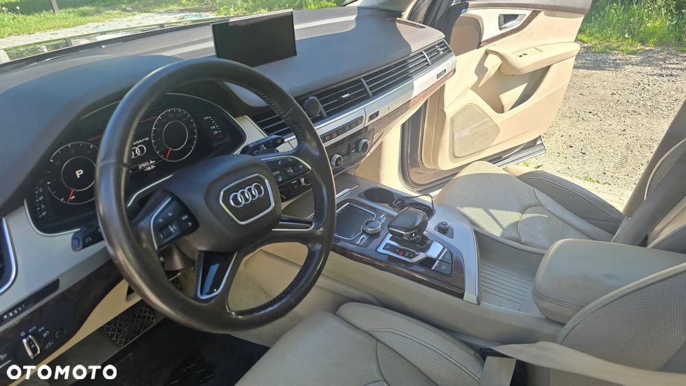 Audi Q7 - 5