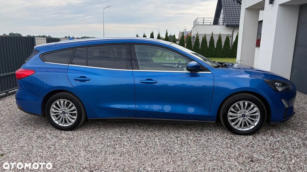 Ford Focus 1.0 EcoBoost Titanium - 1