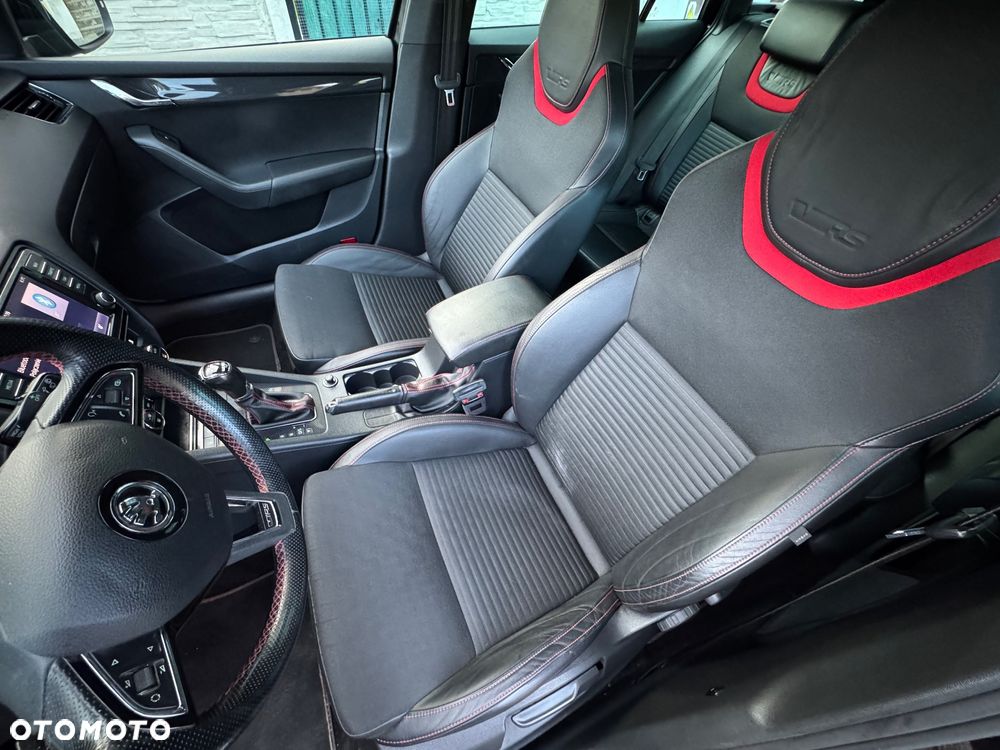 Skoda Octavia 2.0 TDI RS Challenge DSG - 30