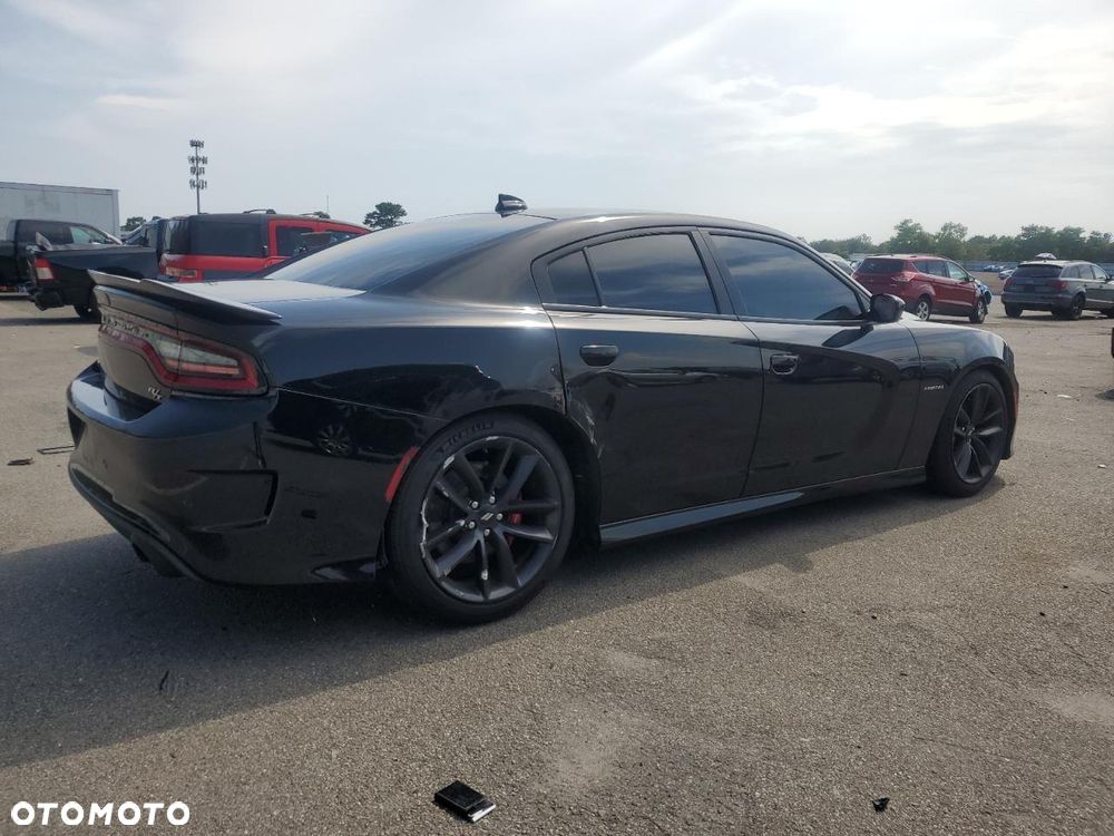 Dodge Charger 5.7 R/T - 17
