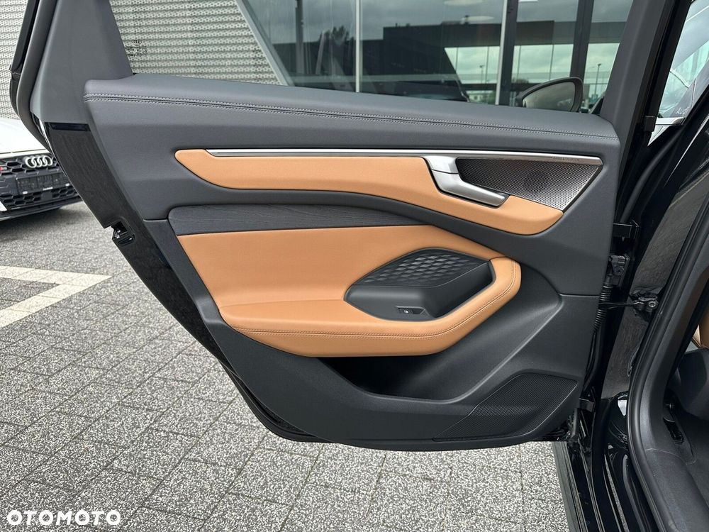 Audi A6 Avant - 20