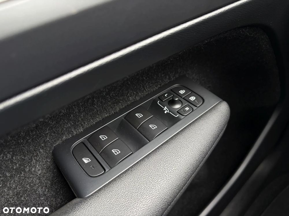 Volvo XC 40 T4 Geartronic Inscription - 33