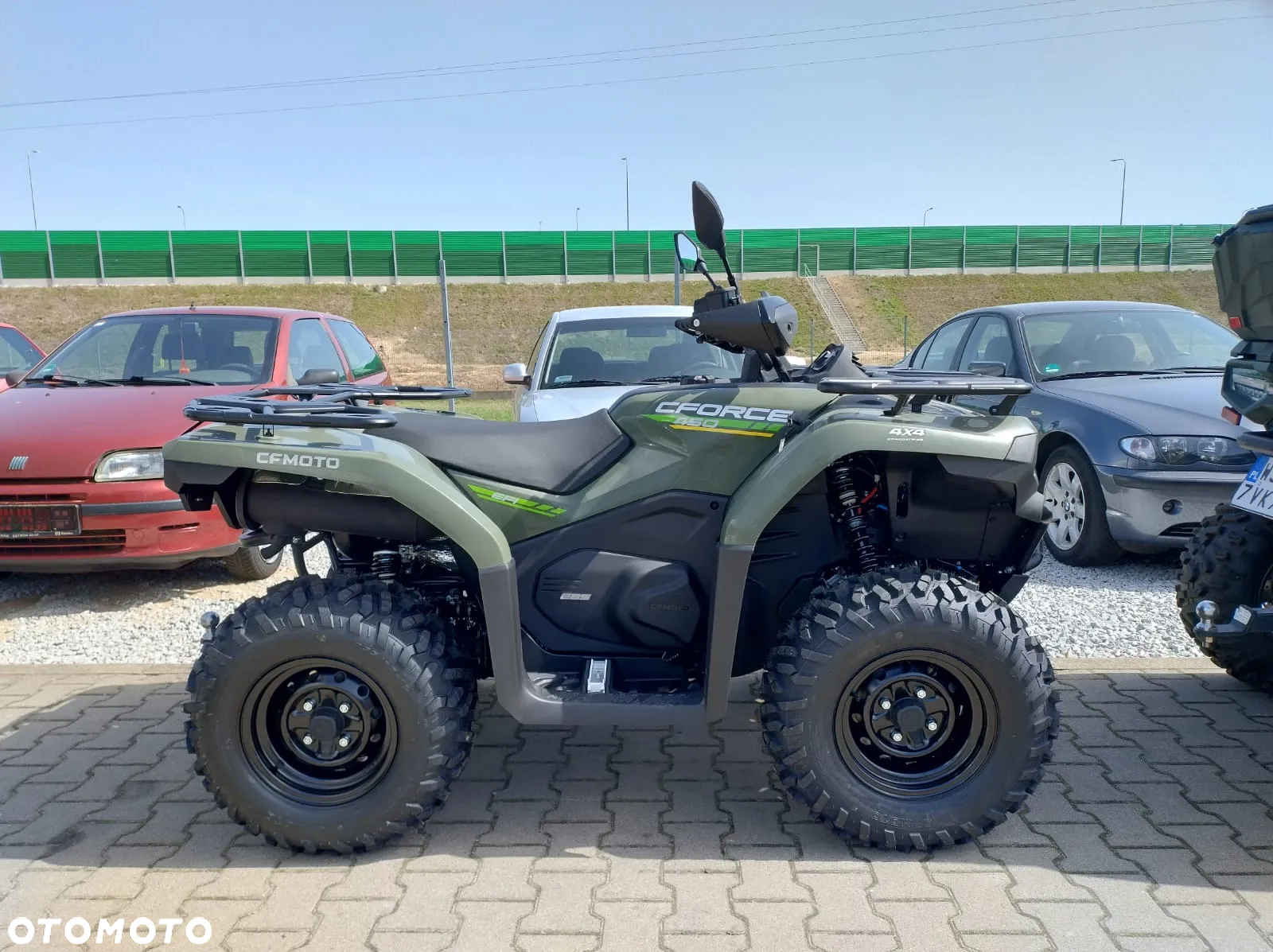 CFMoto CForce - 10