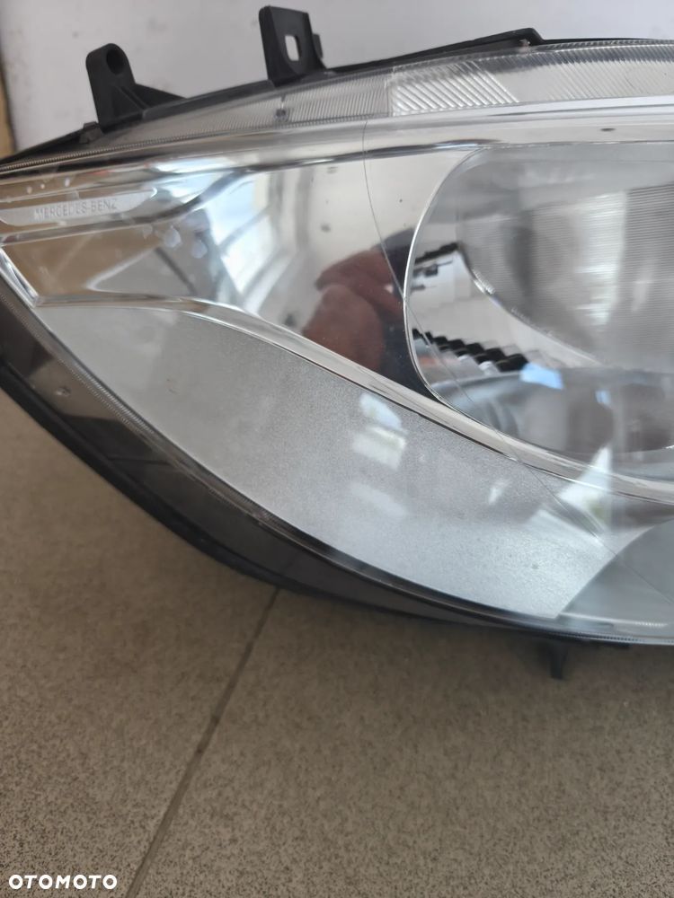 Przednia prawa przednia lewa lampa Mercedes sprinter 907 910 - 6